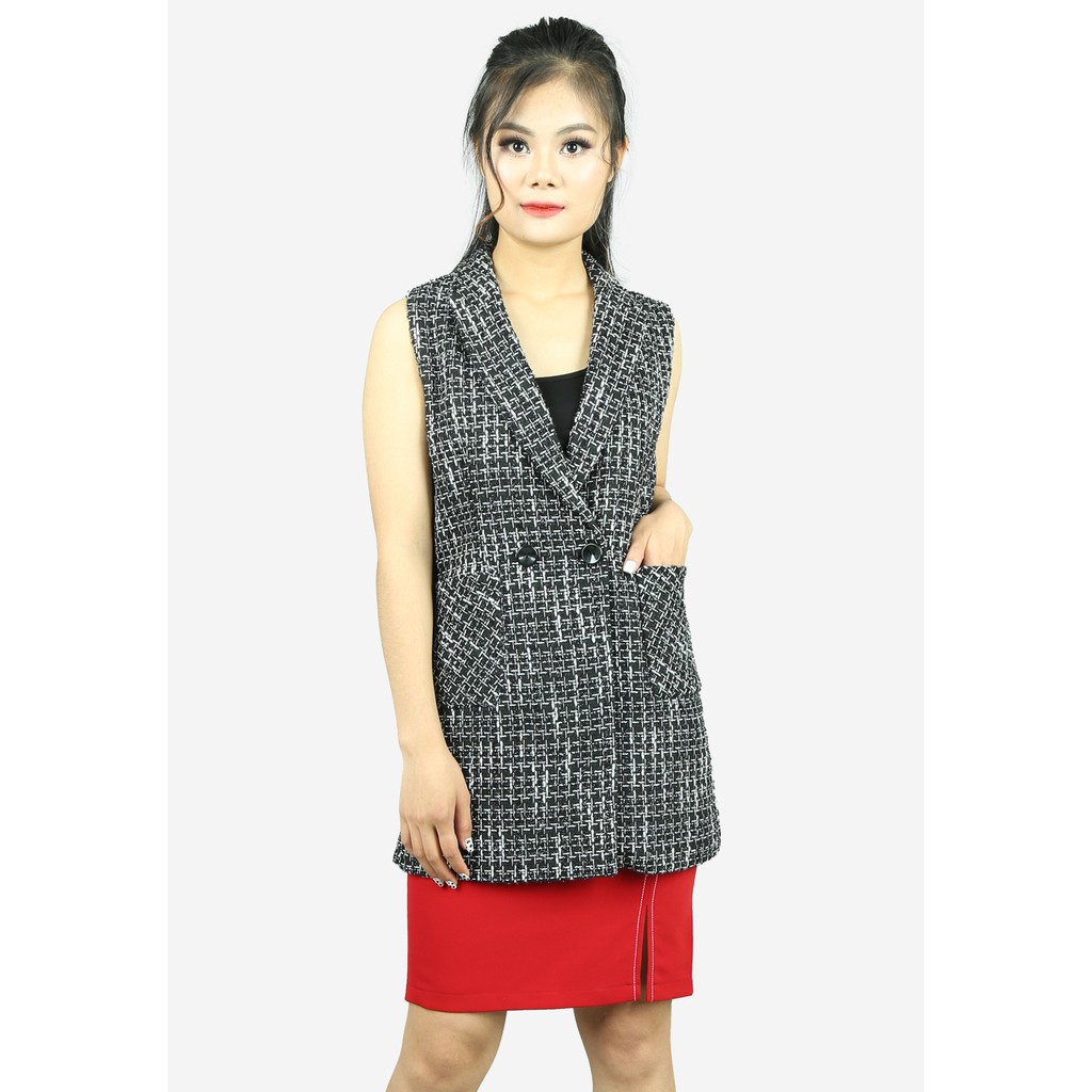 Áo blazer sát nách tếch đen trắng kim tuyến dáng ngắn cổ 2 ve túi vuông 2 khuy ngang The One Fashion AVB0822DETR