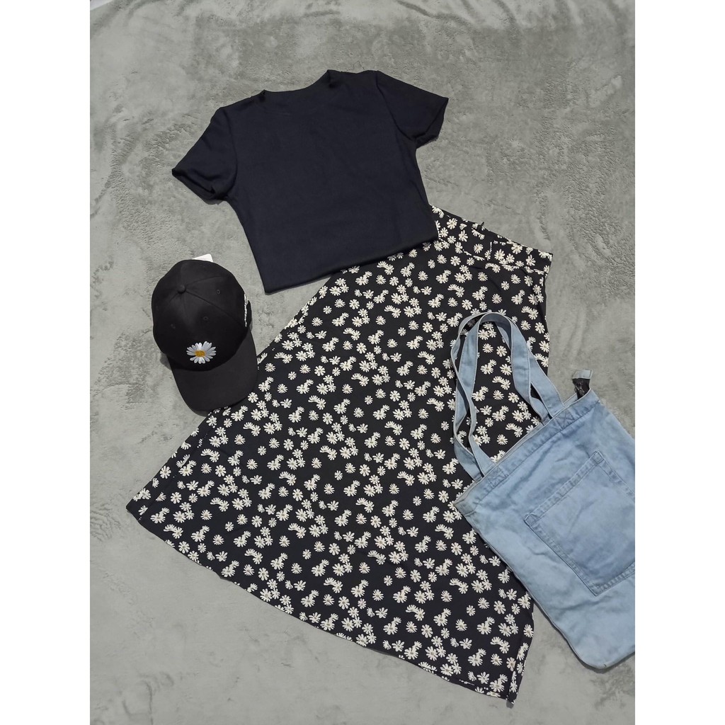 Chân váy xoè hoa cúc thời trang- chân váy midi | BigBuy360 - bigbuy360.vn