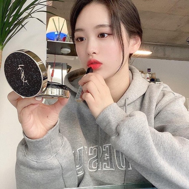 Phấn nước Cushion YSL Sequin limited bling bling | BigBuy360 - bigbuy360.vn