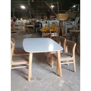 Bộ Bàn ăn Bella mặt đá nhân tạo 1m4 + 4 ghế (Freeship nt HCM)