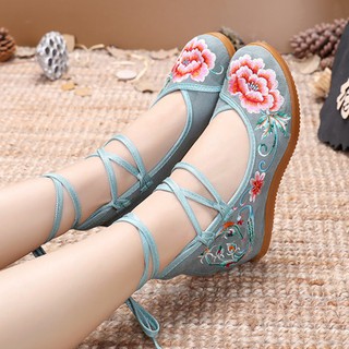 💥Giày Thêu cao 7cm phong cách cổ trang- Mẫu đơn dây đan màu xanh