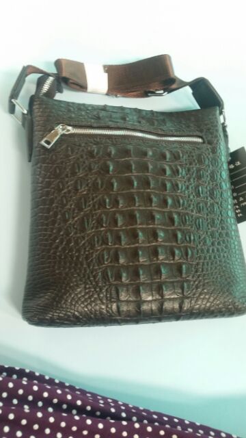 Túi đeo chéo nam da cá sấu