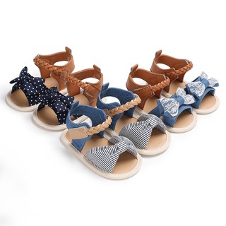 Giày sandal đính nơ dễ thương cho bé gái