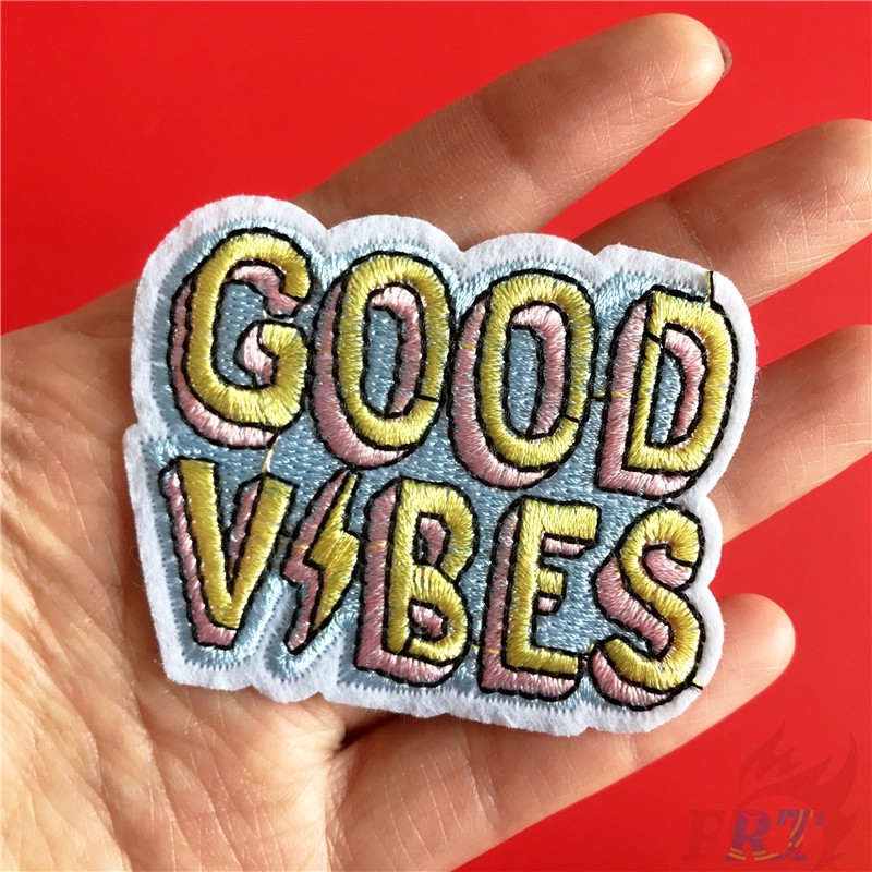 Miếng dán ủi thêu in chữ Good Vibes độc đáo thích hợp dùng trang trí quần áo