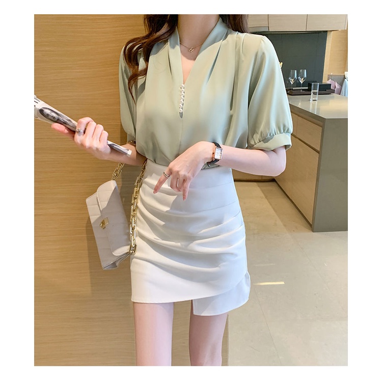 Áo Kiểu Chiffon Cổ Chữ V Đính Ngọc Trai Phong Cách Pháp