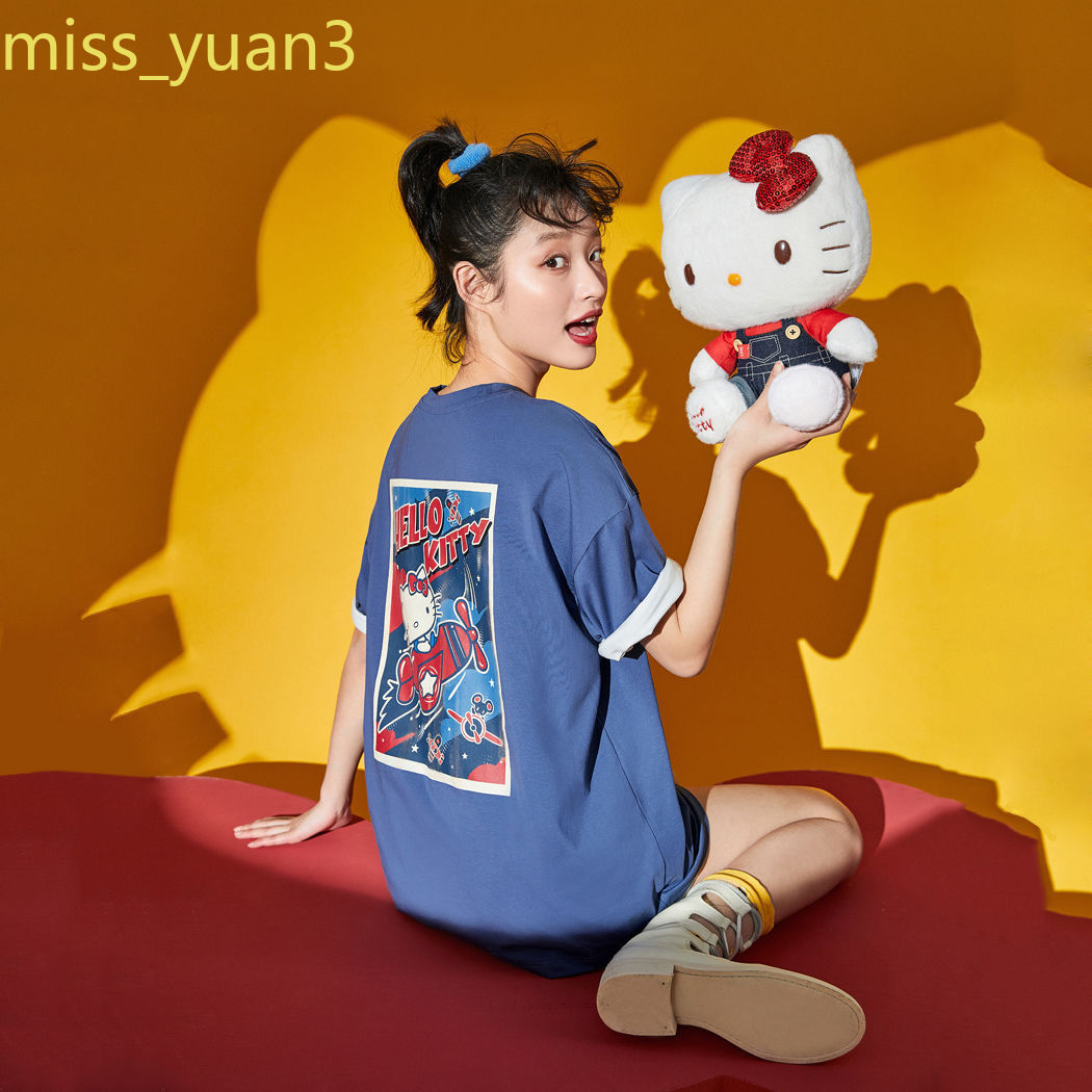 Áo Thun Ngắn Tay In Hình Hello Kitty Phong Cách Retro 2020 Dành Cho Nữ