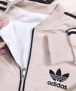 Áo khoác adidas