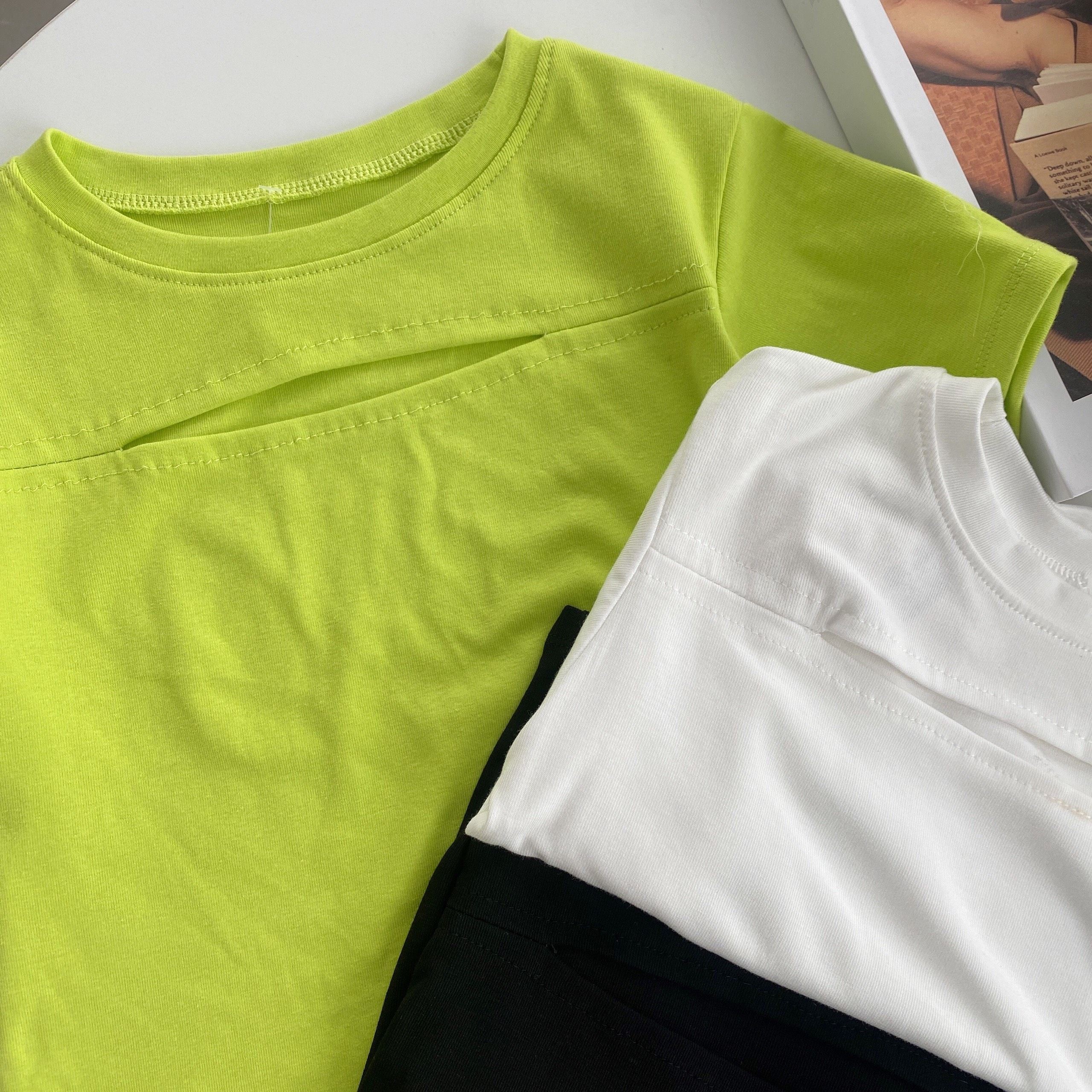 Áo croptop nữ LYRA ngắn tay cut out khoét ngực phong cách cá tính - VXYAP0057 | BigBuy360 - bigbuy360.vn