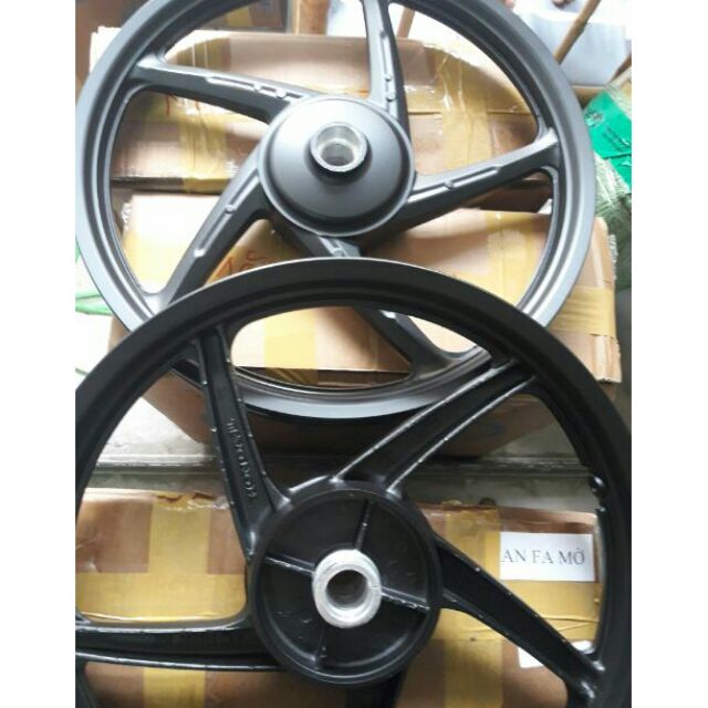 Mâm 5 cây rs đùm loại 1.có chữ .