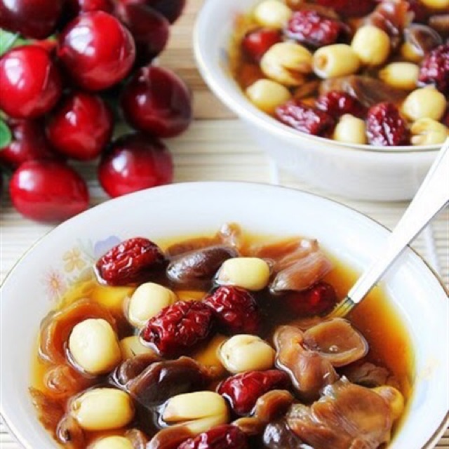 Táo đỏ loại 1 không sâu không mốc 100g | BigBuy360 - bigbuy360.vn