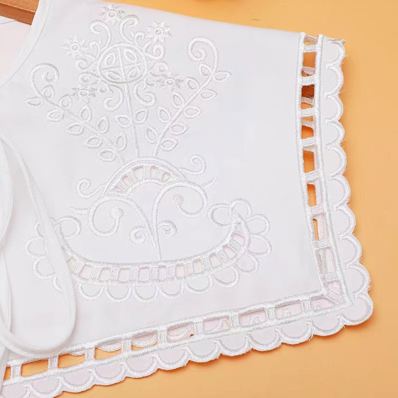 Khăn Choàng Cổ Thủy Thủ Thêu Họa Tiết Vỏ Sò Rỗng Cho Nữ