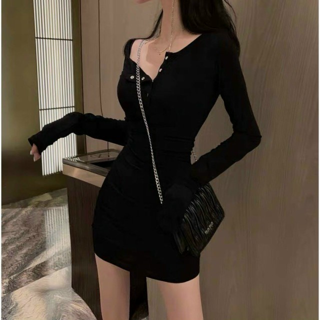 Váy body ngắn chất len tăm , tay dài phối cúc bấm cổ tròn - ĐẦM BODY CRT16