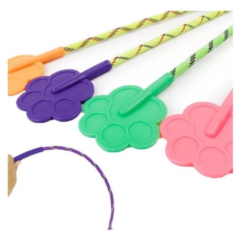 Roi tét mông huấn luyện cho chó mèo