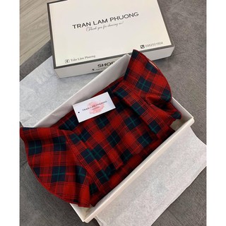 Váy kẻ đỏ😍