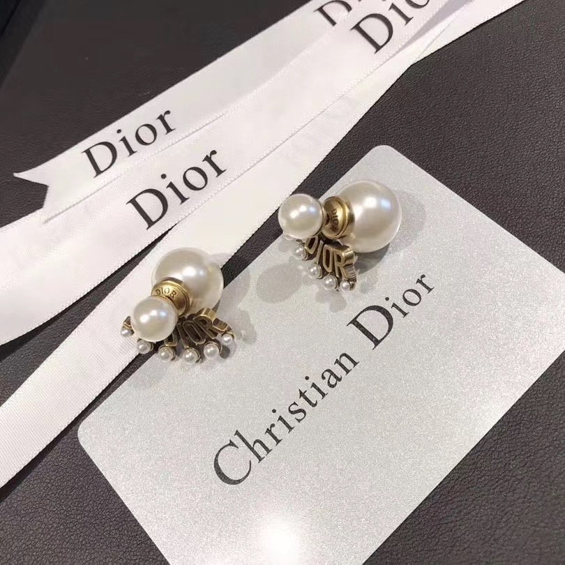 Khuyên Tai Tròn Khắc Chữ Dior Bằng Thép Titanium Thời Trang Cho Nữ