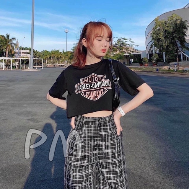 Sét áo Croptop COMPANY+quần karo cúc bụng | BigBuy360 - bigbuy360.vn