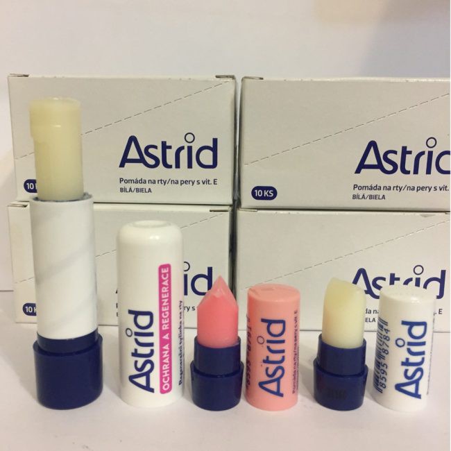 (nội địa Nga) Son dưỡng mỡ hươu Astrid