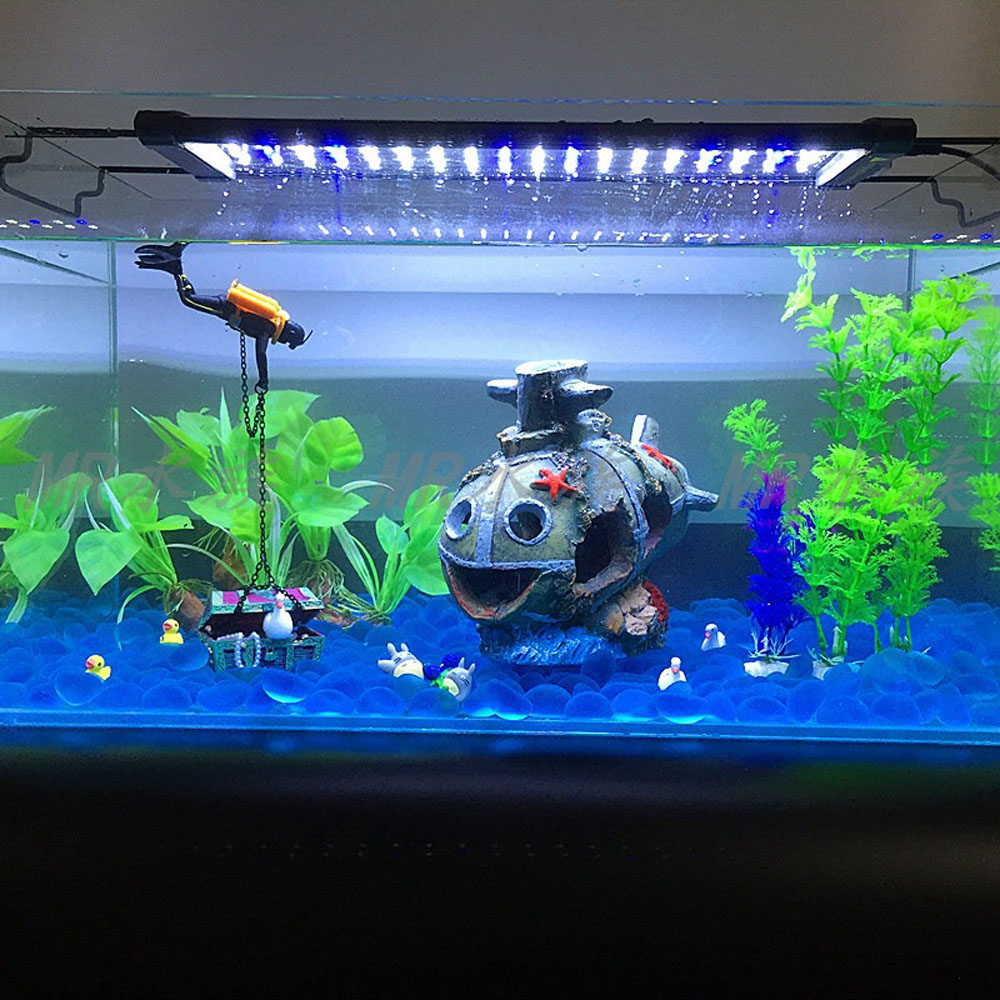 Mô hình thợ lặn và rương kho báu trang trí bể cá tiện lợi