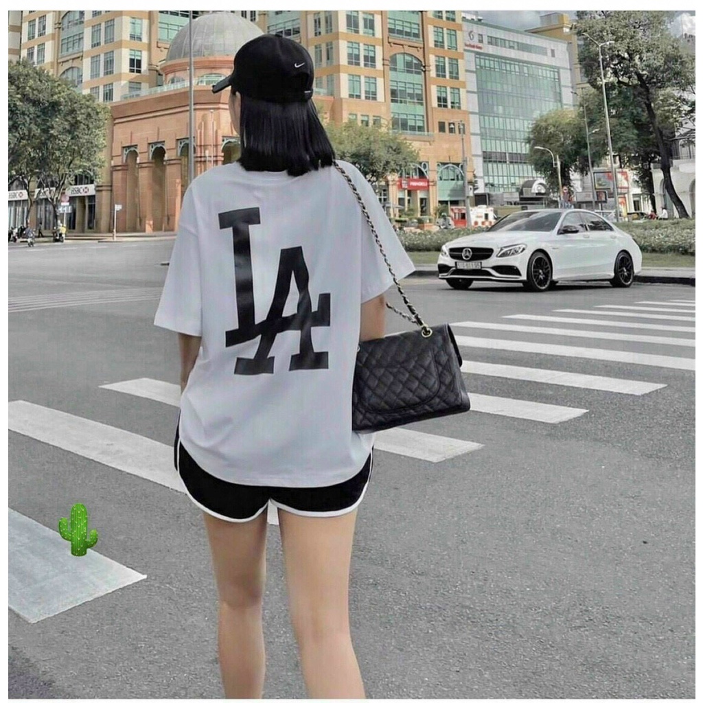 set áo thun form rộng in chữ to kèm quần đùi kẻ sọc bên p