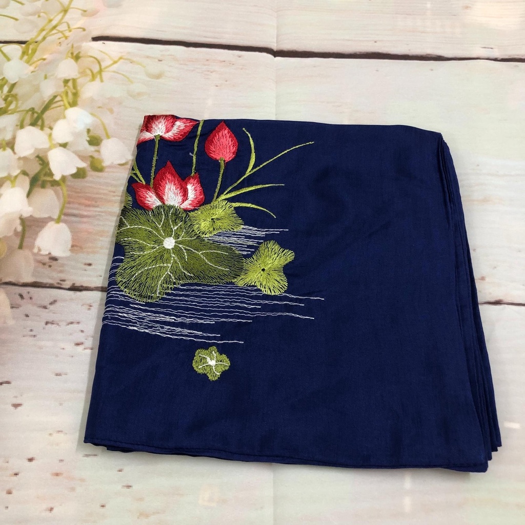 Khăn Lụa Tơ Tằm quàng cổ #thanh lịch#nhẹ nhàng#thoáng mát, thêu tay, kích thước 175cm*40cm