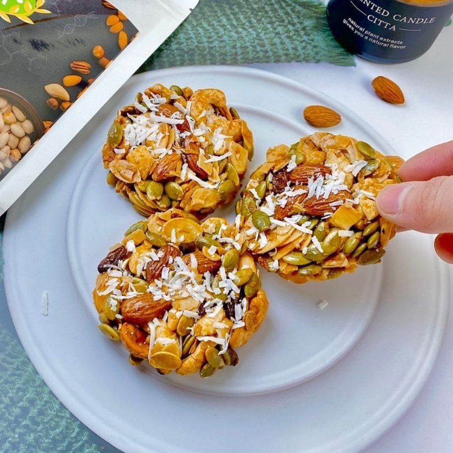 Bánh Granola ăn kiêng mix 7 loại hạt dinh dưỡng , bánh ngũ cốc ăn kiêng giảm cân không đường Dailyfood