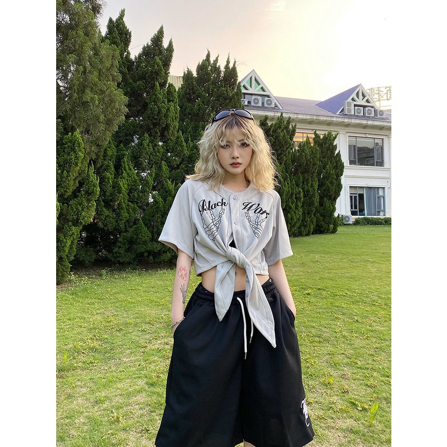 ♙♞Áo Thun Nữ Ngắn Tay Thêu Hình Đầu Lâu Phong Cách Bóng Chày Cá Tính