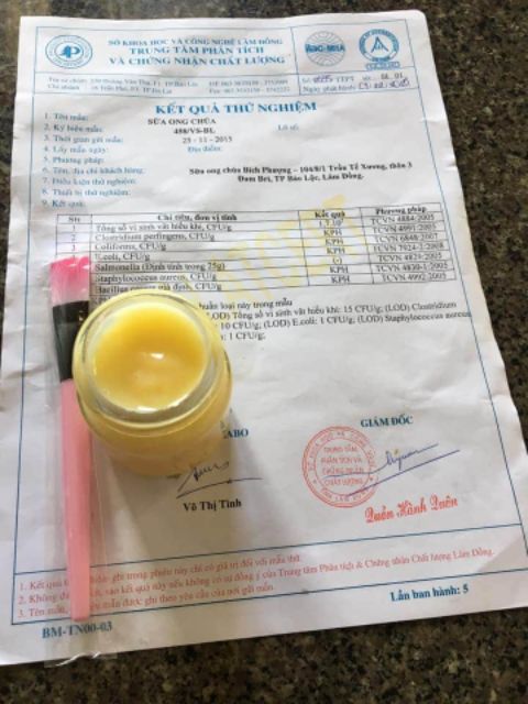 Sữa ong chúa tươi nguyên chất lọ 100g