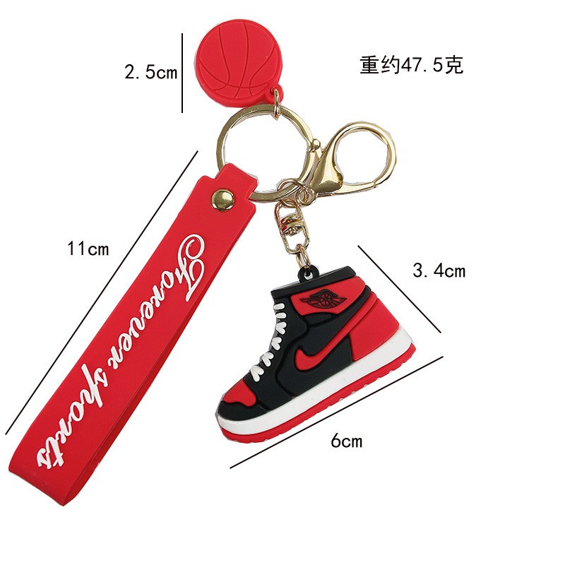 Móc khóa giày sneaker xu hướng thời trang