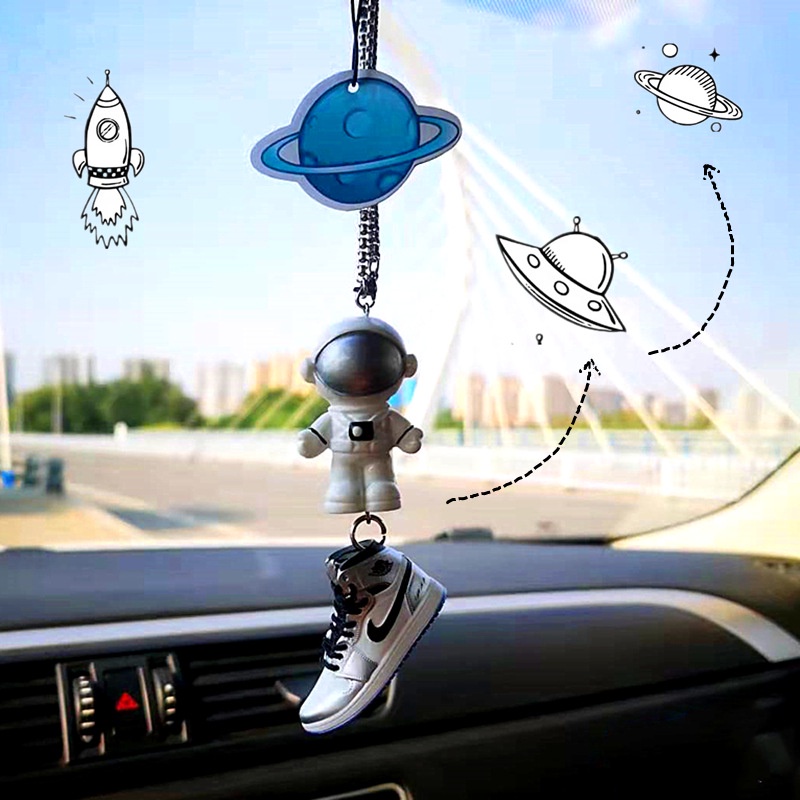 Dây Treo Kính Chiếu Hậu Xe Hơi Hình Phi Hành Gia Hoạt Hình Chất Lượng Cao