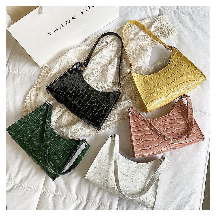 Túi Đeo Chéo Một Bên Vai Thời Trang Xu Hướng Cá Tính