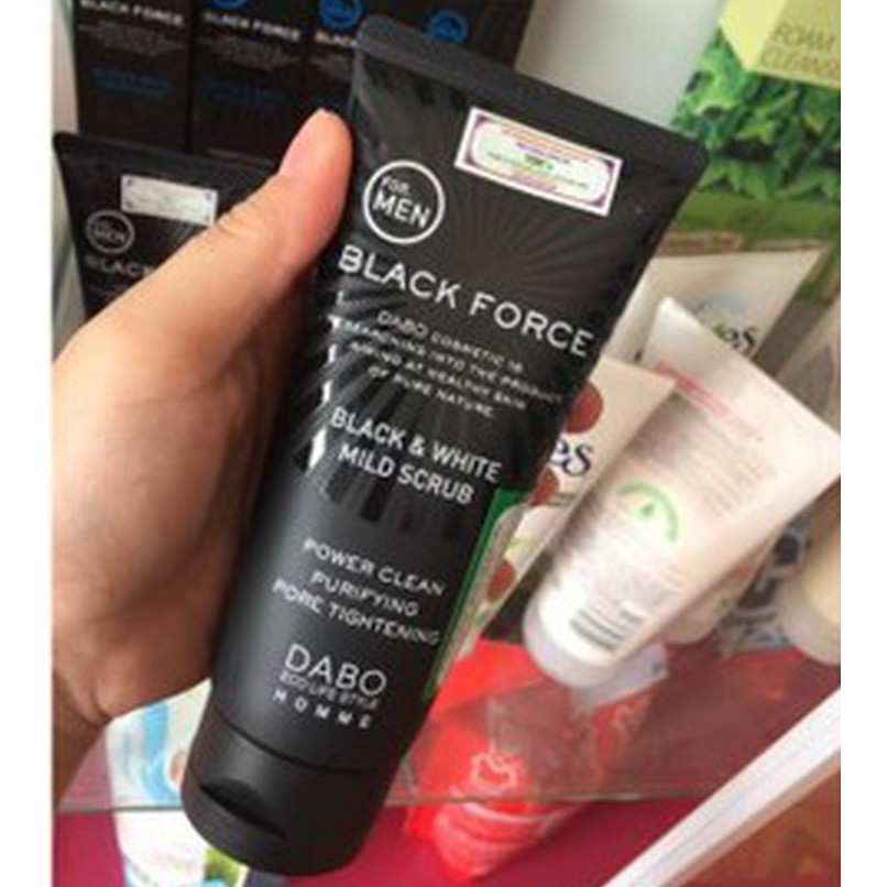 Hàng chính hãng: Sữa rửa mặt dành cho nam ngăn ngừa mụn dabo black force 120ml