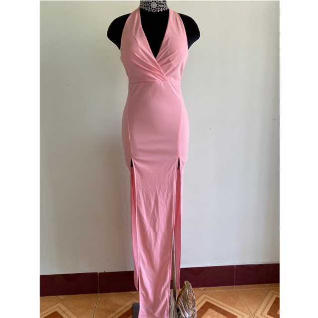 Đầm body xẻ tà 2 bên