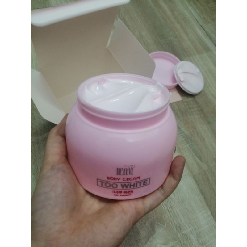 Body Too White của Be.o.Vi Thu Thủy | BigBuy360 - bigbuy360.vn