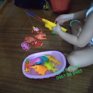 Bộ đồ chơi câu cá có chậu