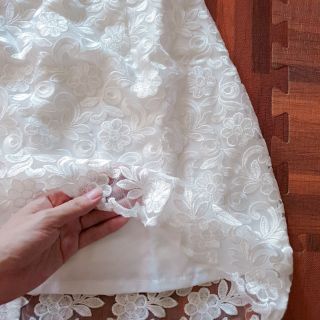 Đầm ren phối lưới đính ngọc cao cấp