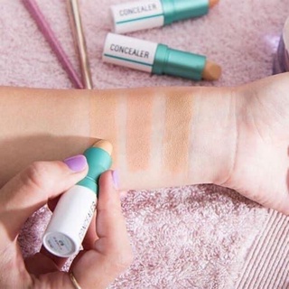 Che khuyết điểm Kryolan thỏi Derma