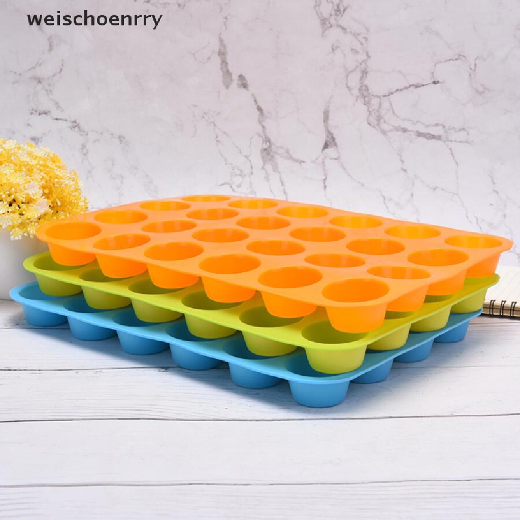 Khuôn silicone 24 ngăn làm bánh cupcake/ muffin tiện dụng