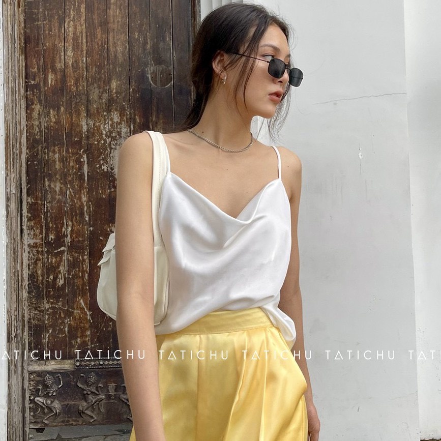 Áo Lụa Trơn 2 Dây Cổ Đổ Phối Cùng Với Áo Vest Cực Xinh, Quý Phái | Smide Clothing