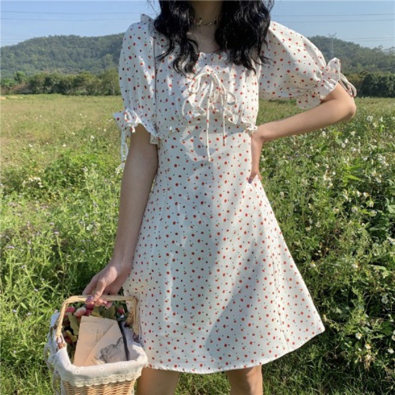 Váy Hoa Nhí, Đầm Nữ Dáng Xòe Chiết Eo Nhẹ Nhàng Nữ Tính SIXTEEN. | BigBuy360 - bigbuy360.vn