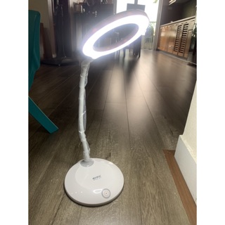 Đèn led tích điện,cảm ứng