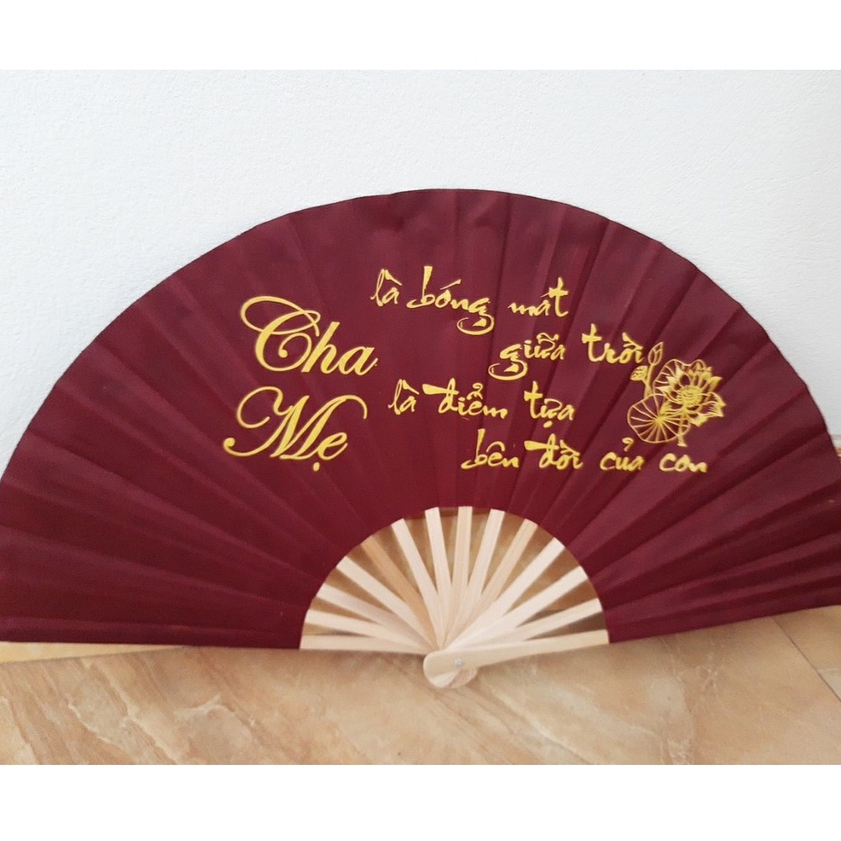 Quạt vải cầm tay nan tre phong thủy vẽ tranh và thư pháp nhiều màu