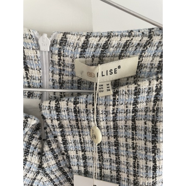 Đầm elise size M còn tag