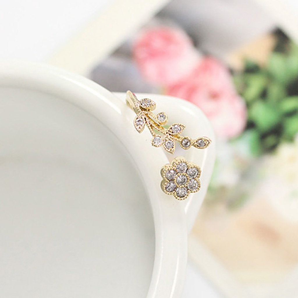 Nhẫn Hình Cành Hoa Có Thể Điều Chỉnh Kích Cỡ