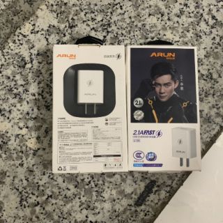 Củ sạc nhanh arun 2 cổng 2.1a u215