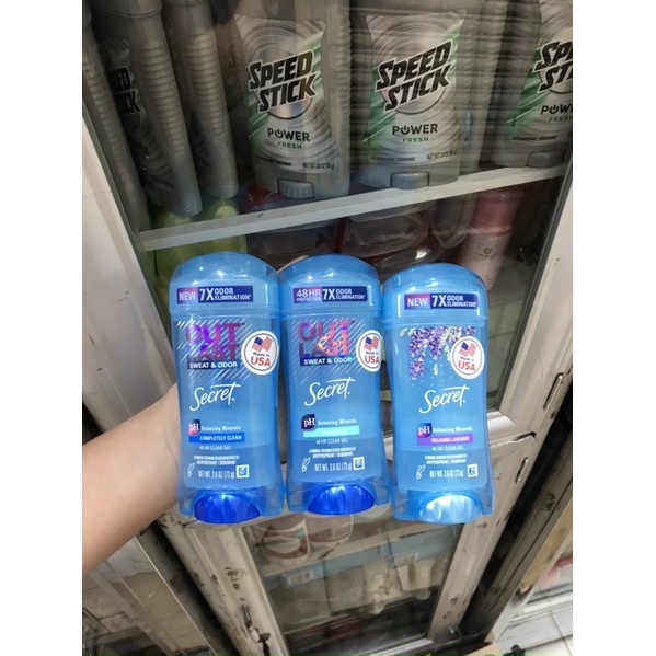 Lăn khử mùi cơ thể cho nữ Secret Clear gel 73g