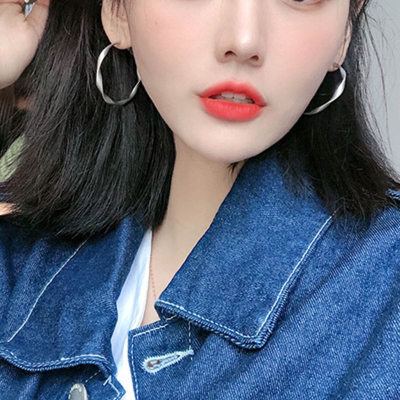 Khuyên Tai Tròn Họa Tiết Xoắn Ốc Phong Cách Phương Tây Cổ Điển Dành Cho Nữ