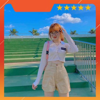 Áo croptop nút tay dài sẵn hàng