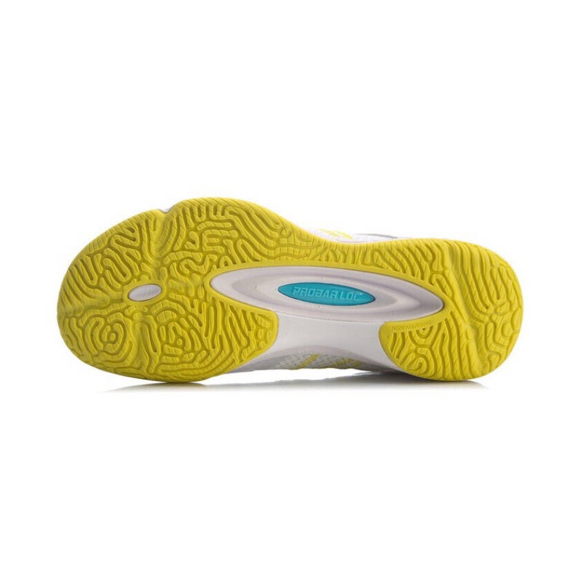 Giày cầu lông Lining AYTR014-2 màu trắng viền vàng hỗ trợ vận động tốt