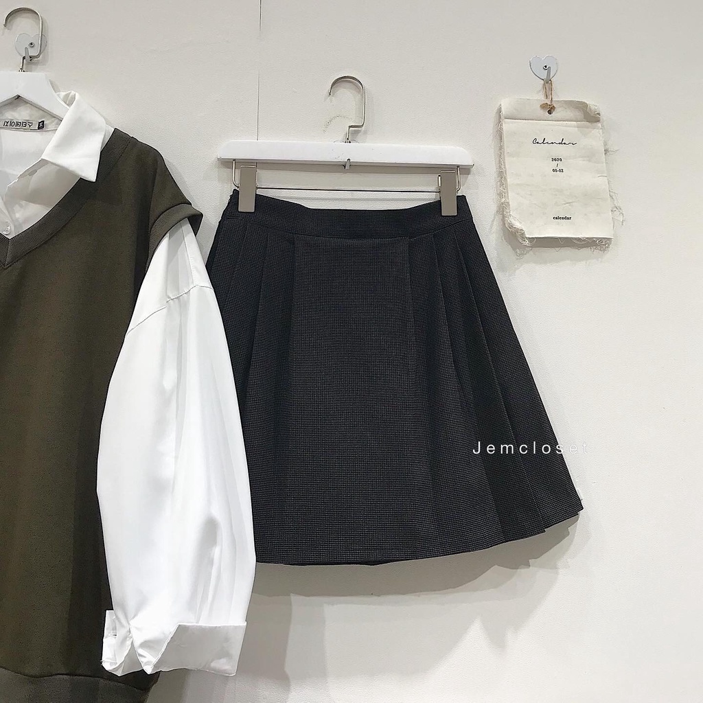 Chân Váy Ngắn Nữ JEM CLOSET Xếp Ly Sanhi Phong Cách Hàn Trẻ Trung Năng Động 3265