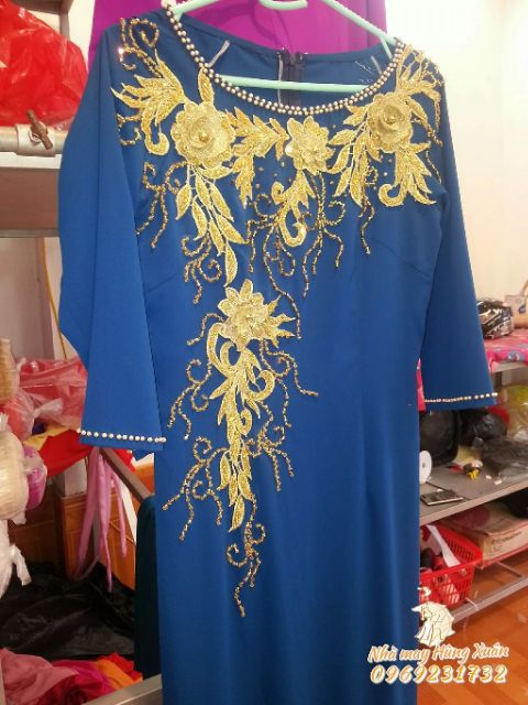 Áo dài trung niên